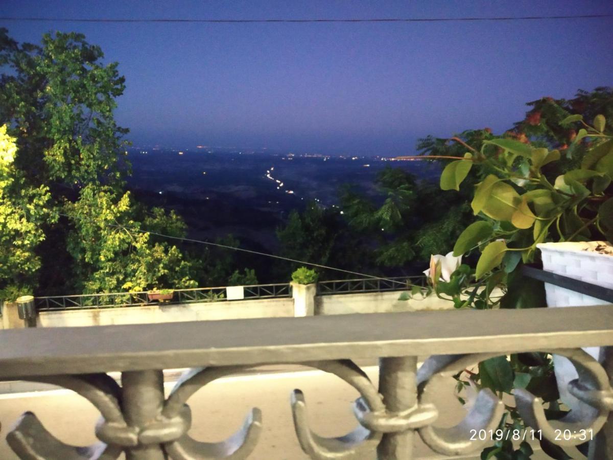 Ferienwohnung La Casa Dei Panorami Di Colobraro Exterior foto
